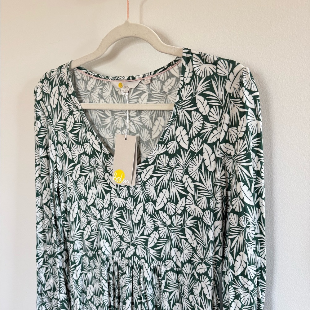 Boden • NWT Hattie Palm Leaf Green Jersey Dress Sz 6 V Neck Clover Preppy - Picture 3 of 7